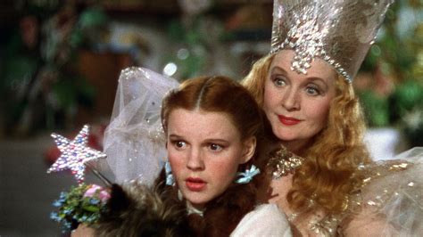 Crown enchanted by good witch glinda